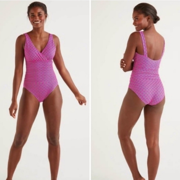 Boden Other - Boden Talamanca pink green geometric print ruched one piece swimsuit